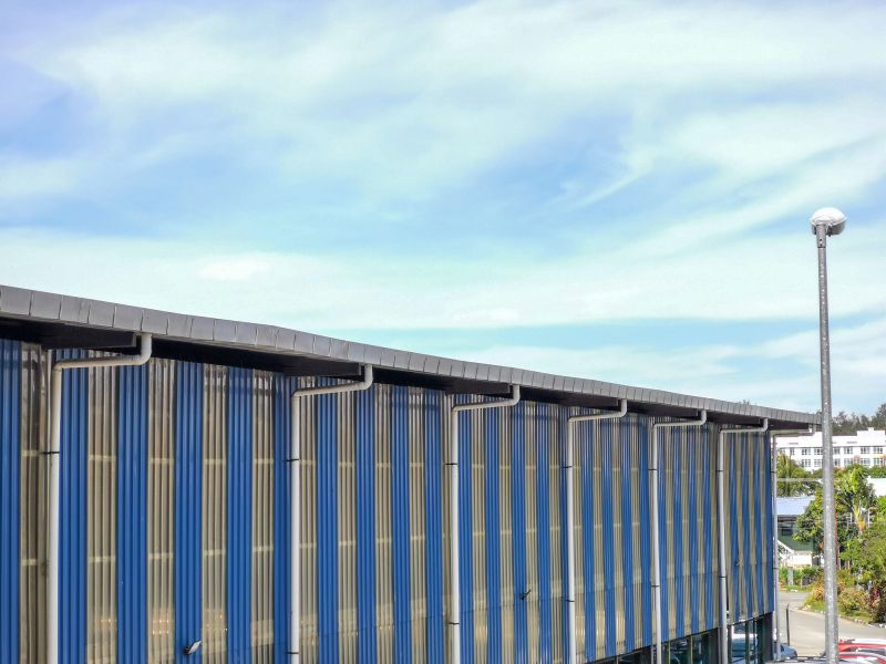 Commercial Gutter Replacement detail