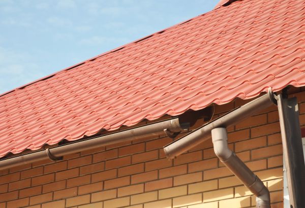 Loose Gutter Repair in Jasper